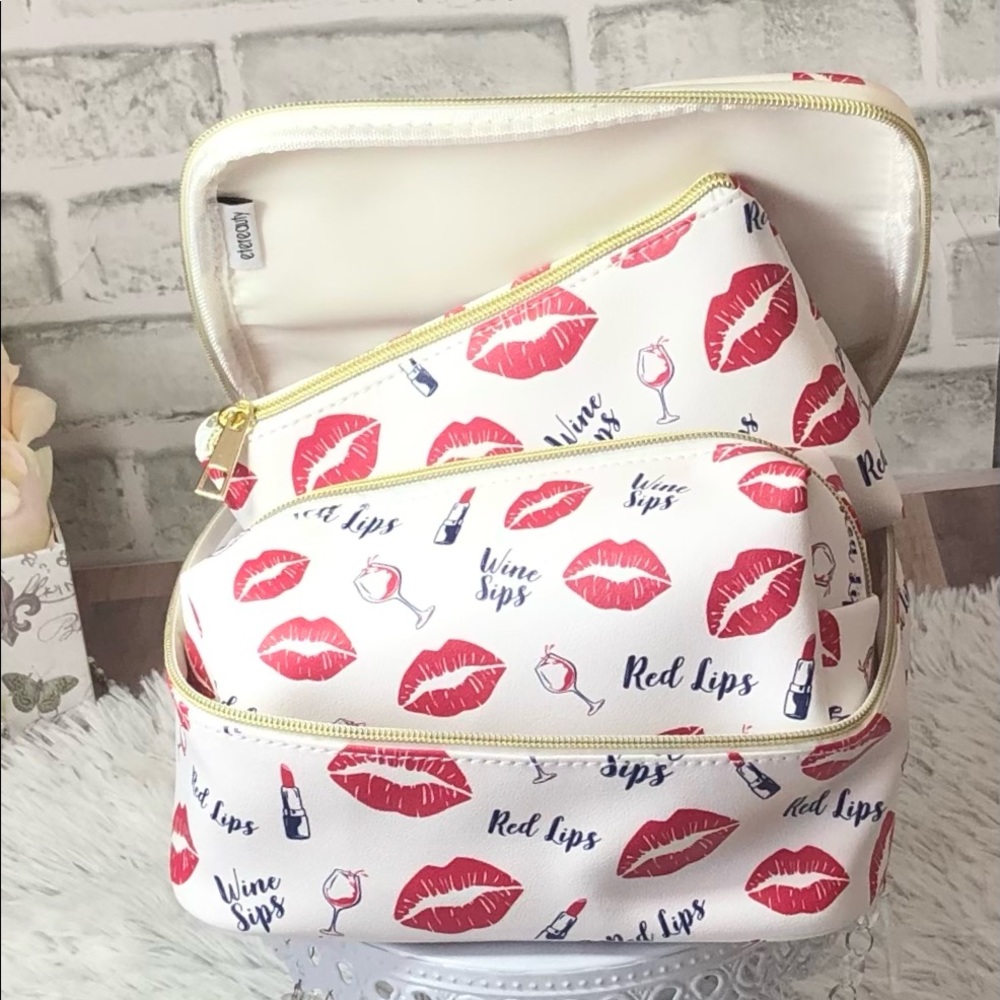 Etereauty 3 - Piece Make-up Bag Set - Lips & Sips - Picture 5 of 14